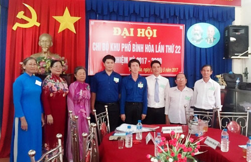 Để dân tin, nói đi đôi với làm