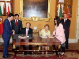 Vietnam, Portugal discuss ways to enhance relations