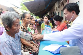 250 công nhân được khám sức khỏe ngay tại nhà trọ