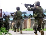 Mỹ chuyển giao hàng loạt vũ khí chống khủng bố cho Philippines