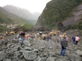 Điện thăm hỏi vụ sạt lở núi nghiêm trọng tại Tứ Xuyên, Trung Quốc