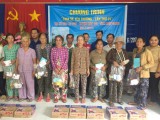 200 gifts donated the poor in Lai Son island commune