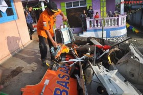 All five people on board crashed Indonesian plane confirmed dead