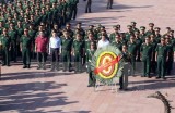 Defence Minister pays tribute to martyrs in Quang Tri