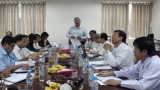 平阳省领导与省综合医院举行工作会议