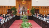 越南政府总理阮春福会见柬埔寨参议院第一副主席奈北纳