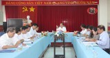 平阳省领导与平阳报领导举行工作会议