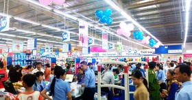 Hàng Việt thắng thế trong mùa Lễ 2/9 nhờ giá siêu ưu đãi