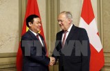 Deputy Prime Minister Vuong Dinh Hue visits Switzerland