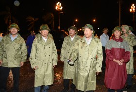 阮春福总理赴广平省指导克服台风后果
