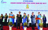 Kim Oanh nhận giải “Doanh nghiệp điển hình Đông Nam Bộ năm 2017”