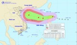 Bão Khanun áp sát quần đảo Hoàng Sa sức gió mạnh cấp 9, giật cấp 12