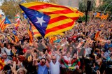 Cảnh báo nguy cơ xung đột ở Tây Ban Nha sau Catalonia tuyên bố độc lập