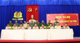 Nâng cao tinh thần trách nhiệm, xây dựng tư thế, tác phong của người Cảnh sát giao thông