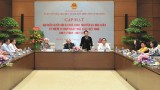 越南政府总理、国会主席会见历代教师国会代表