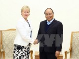 PM Phuc calls for Vietnam-Sweden cooperation expansion