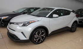 Toyota C-HR đầu tiên về Việt Nam