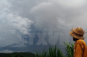 Almost 500 flights cancelled due to volcanic eruption in Bali