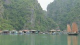越南广宁省努力保护和弘扬下龙湾渔村特色的文化价值