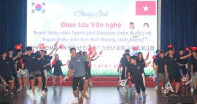 韩国大田广域市与平阳省青少年之间的文化交流计划举行