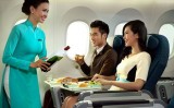 Vietnam Airlines wins two prestigious prizes at World Travel Awards 2017