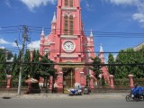 HCM City-based Tan Dinh Church becomes tourist destination