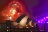 Các nước mở đại tiệc pháo hoa đầy màu sắc chào năm mới 2018