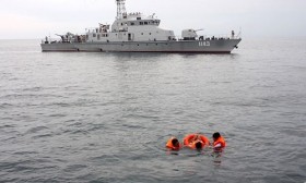 Vietnamese, Cambodian navies conduct joint patrol