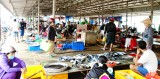 Chợ nông thôn ở huyện Phú Giáo: Hàng hóa dồi dào, sức mua chưa tăng