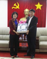 Provincial leader receives Vietnam’s Ambassador to Singapore