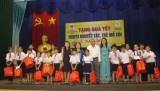 Activities take care of the poor on Tet