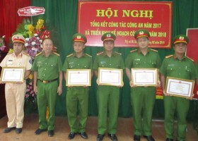 Công an TX.Dĩ An: Nhiều tập thể, cá nhân được khen thưởng