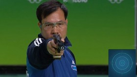 越南射击运动员黄春荣位居世界男子10米气手枪第二位