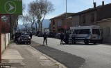 Một người chết trong các vụ nổ súng, bắt cóc con tin ở Pháp