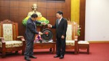 老挝建国阵线中央委员会代表团访问越南和平省