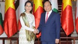 越南政府总理阮春福与缅甸国家顾问兼外交部长昂山素季举行会谈