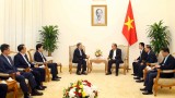 越南政府常务副总理张和平会见新加坡内政部常务副部长