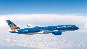 迎来暑假高峰期 越南航空航班增加近3000班次