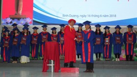 土龙木大学举行毕业典礼暨招聘会