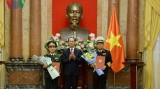 越南国家主席陈大光决定对越南人民军两名高级军官晋升军衔