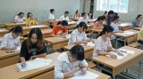 2018年越南国家高中毕业和大学入学统一考试正式开考 报考人数约90万