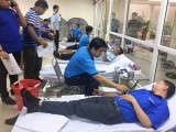 Hơn 200 cán bộ, công chức, đoàn viên thanh niên hiến máu nhân đạo