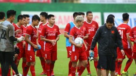 印度尼西亚第18届亚运会：越南球队已抵达印尼