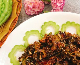 Khổ qua rim nước tương