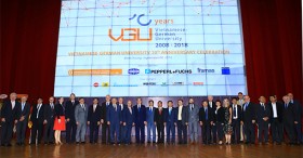 越德大学举行成立10周年纪念典礼