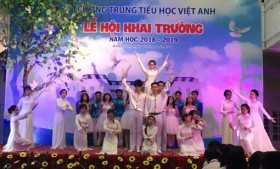 越英中小学校召开2018-2019新学年开学典礼