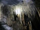Quang Binh offers new tours to explore Vom, Gieng Vooc caves