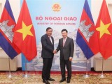 Vietnamese, Cambodian Deputy PMs hold talks