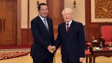 越共中央总书记、国家主席阮富仲会见柬埔寨首相洪森