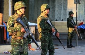 Thai government lifts political ban to clear way for Feb polls